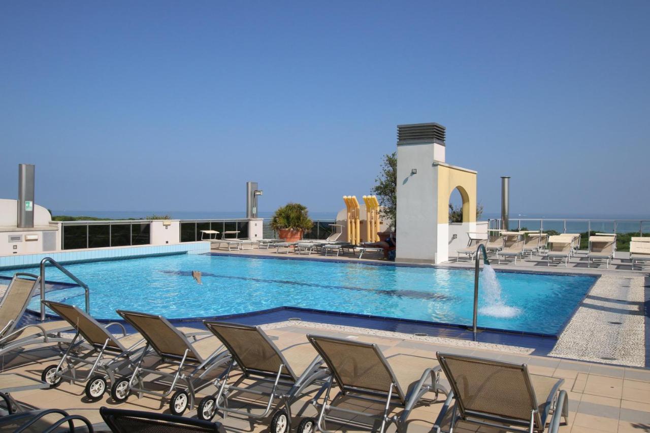 Eraclea Palace Hotel 4 Stelle S Eraclea Mare Zewnętrze zdjęcie